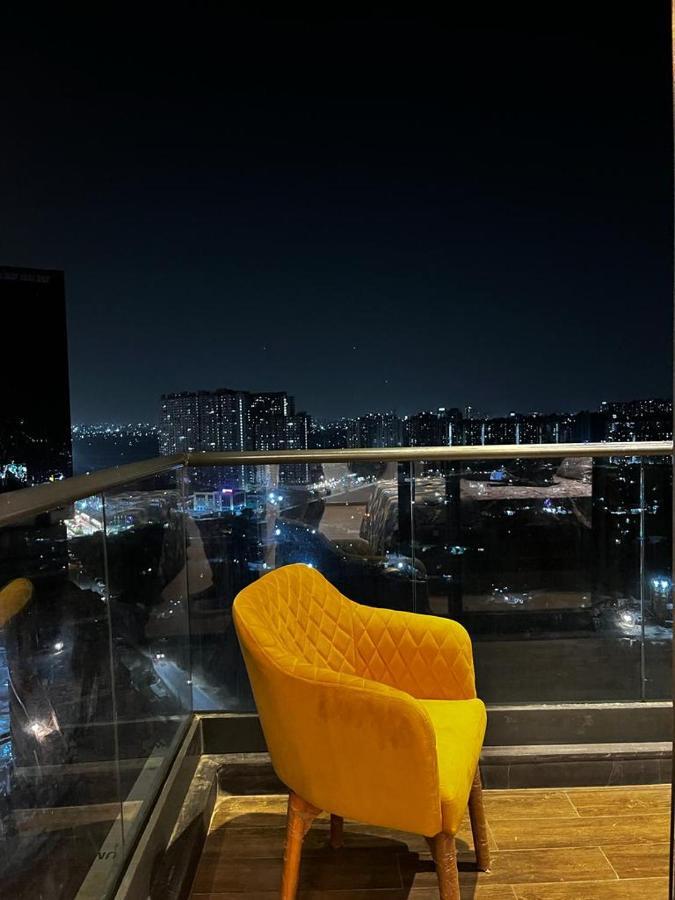 Luxe Apartment By Hey Studio'S Ghaziabad Bagian luar foto